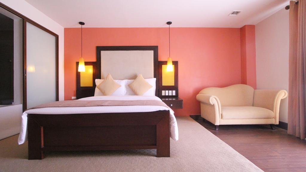 Coron Gateway Hotel & Suites Номер фото